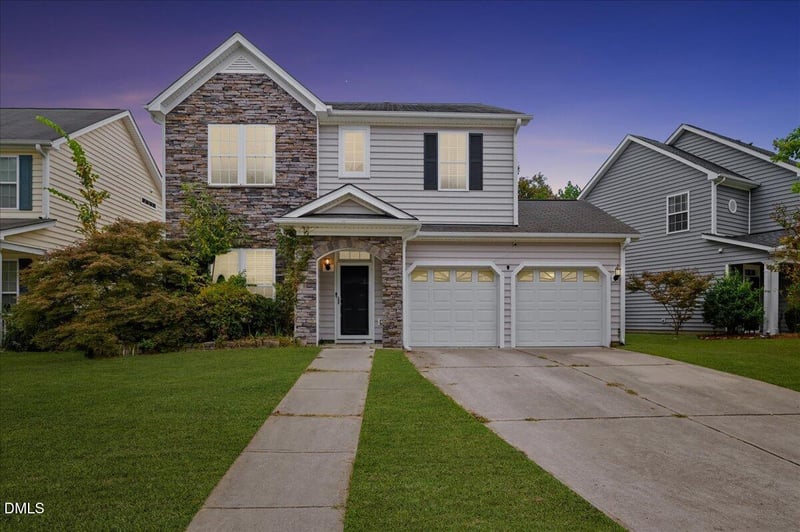 643 Ashbrittle Dr, Rolesville, NC 27571