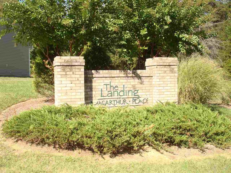 643 Cairn Cir, Burlington, NC 27217