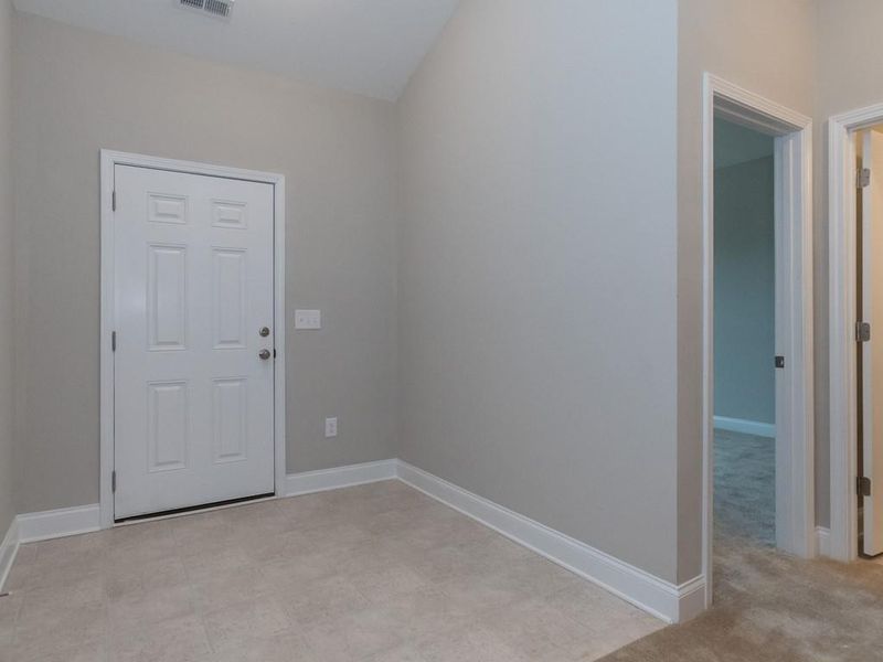 643 Heartpine Dr, Mebane, NC 27302