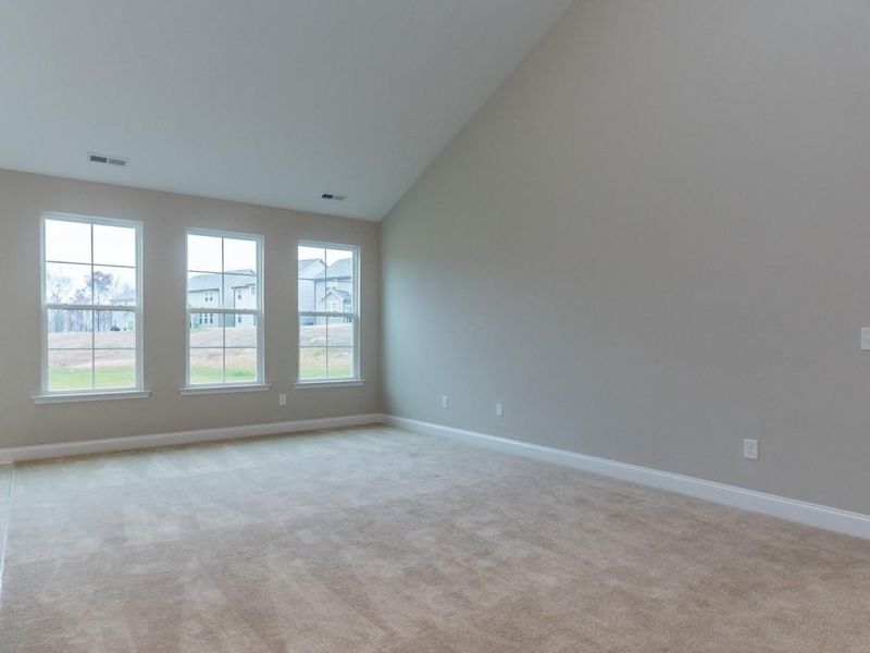 643 Heartpine Dr, Mebane, NC 27302