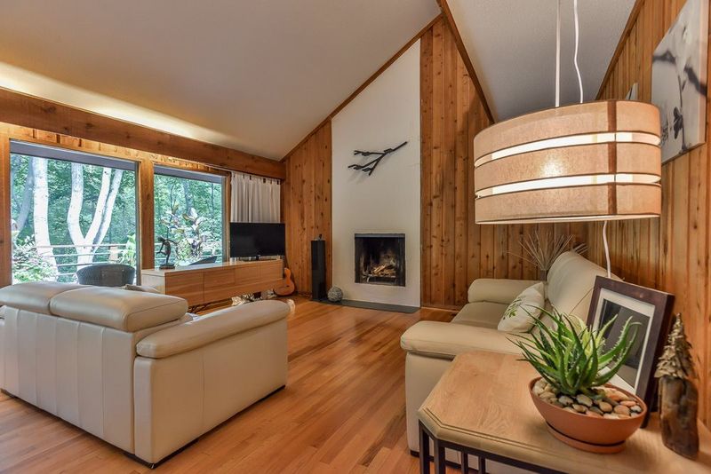 643 Rock Creek Rd, Chapel Hill, NC 27514