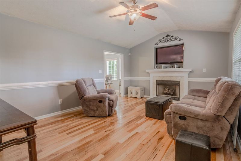 643 Slate Top Rd, Clayton, NC 27520