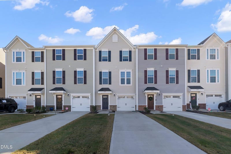6430 Pathfinder Way, Raleigh, NC 27616