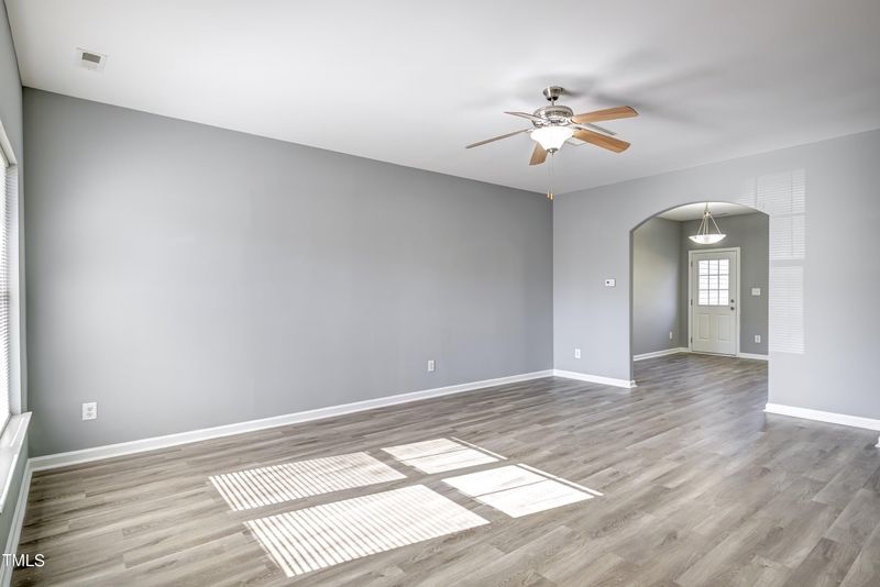 6433 Hatchies Dr, Raleigh, NC 27610