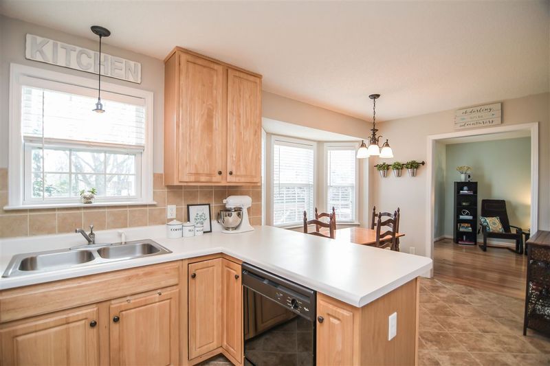 6437 Silver Spring Ct, Willow Springs, NC 27592