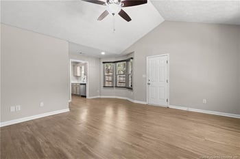 6438 Applewhite Rd, Fayetteville, NC 28304