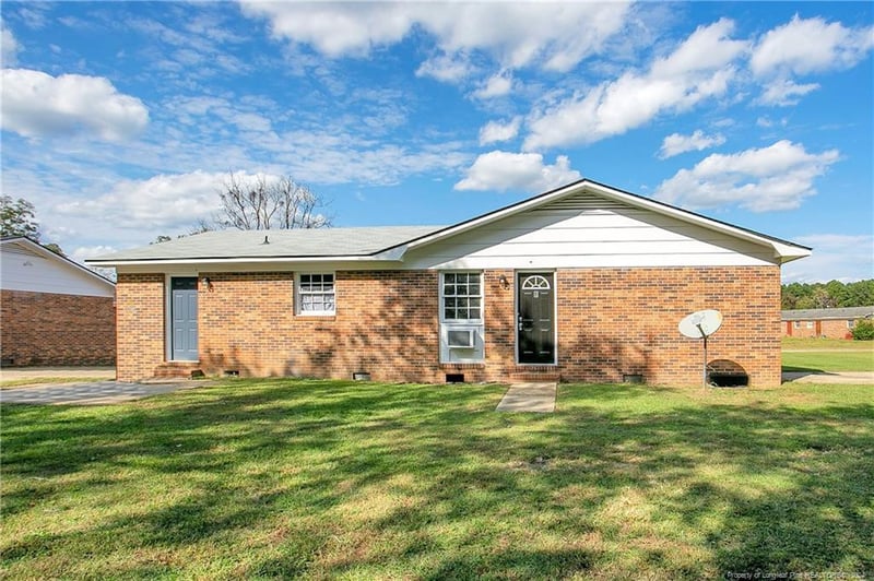 6439 Applecross Ave, Fayetteville, NC 28304