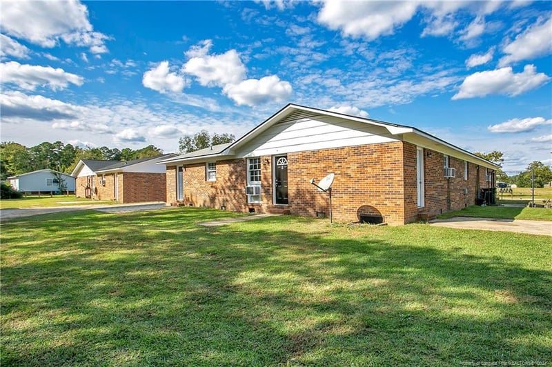 6439 Applecross Ave, Fayetteville, NC 28304