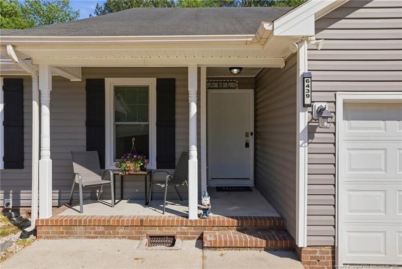 6439 Applewhite Rd, Fayetteville, NC 28304