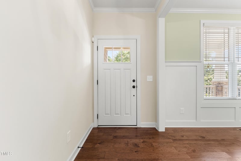 6439 Grassy Knoll Ln, Raleigh, NC 27616
