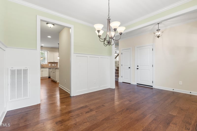 6439 Grassy Knoll Ln, Raleigh, NC 27616
