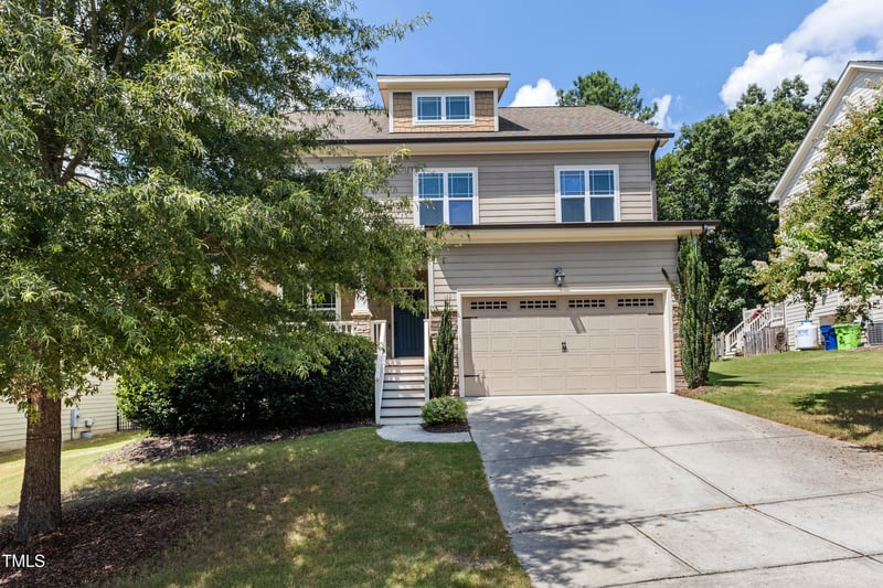 6439 Grassy Knoll Ln, Raleigh, NC 27616