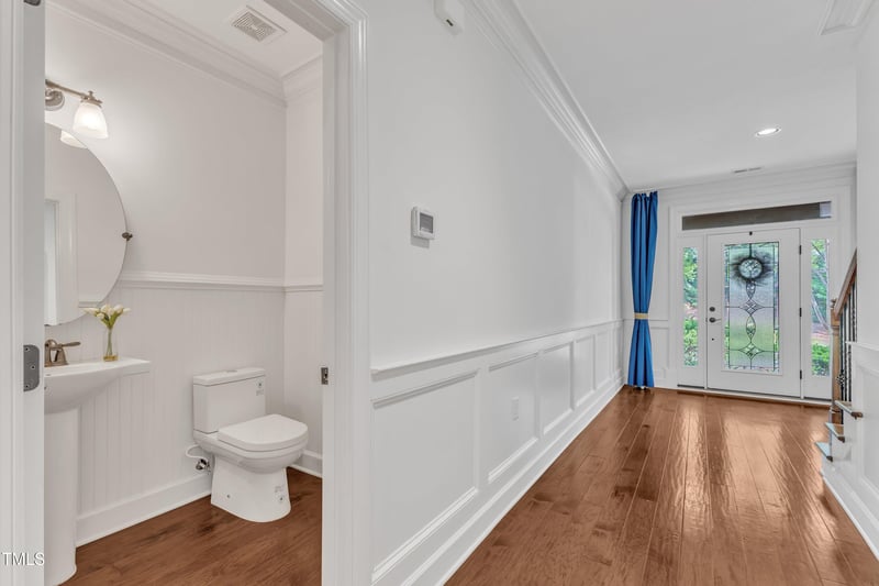 644 Angelica Cir, Cary, NC 27518