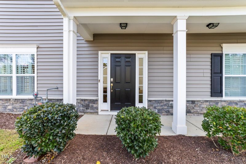 644 Barneswyck Dr, Fuquay Varina, NC 27526