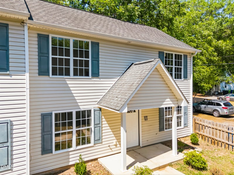 644 Coleman St, Raleigh, NC 27610