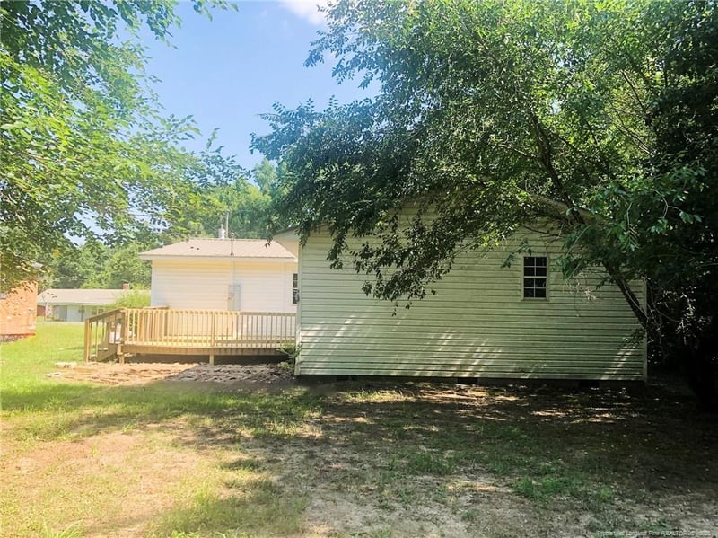 644 Moores Chapel Rd, Lillington, NC 27546