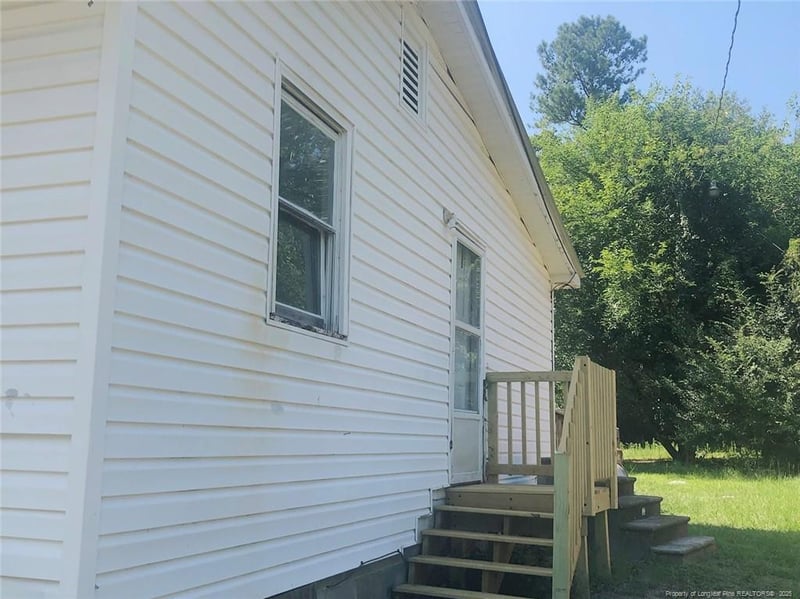 644 Moores Chapel Rd, Lillington, NC 27546