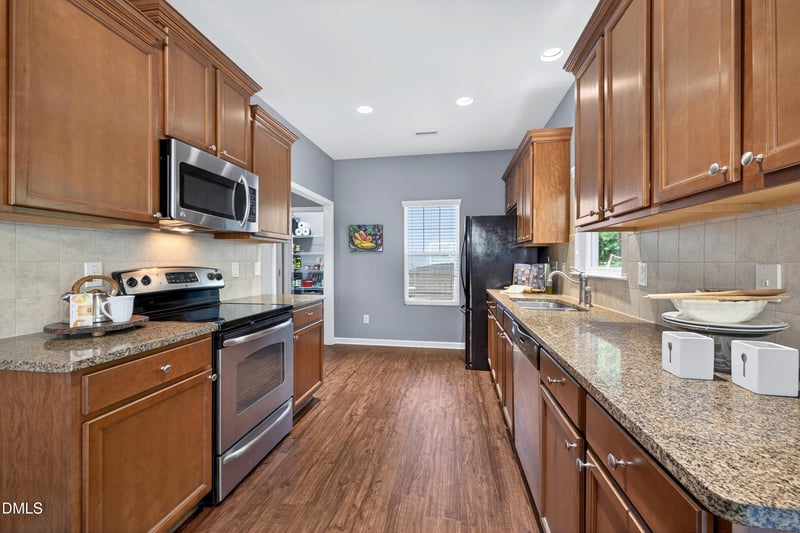644 Smith Ridge Way, Fuquay Varina, NC 27526