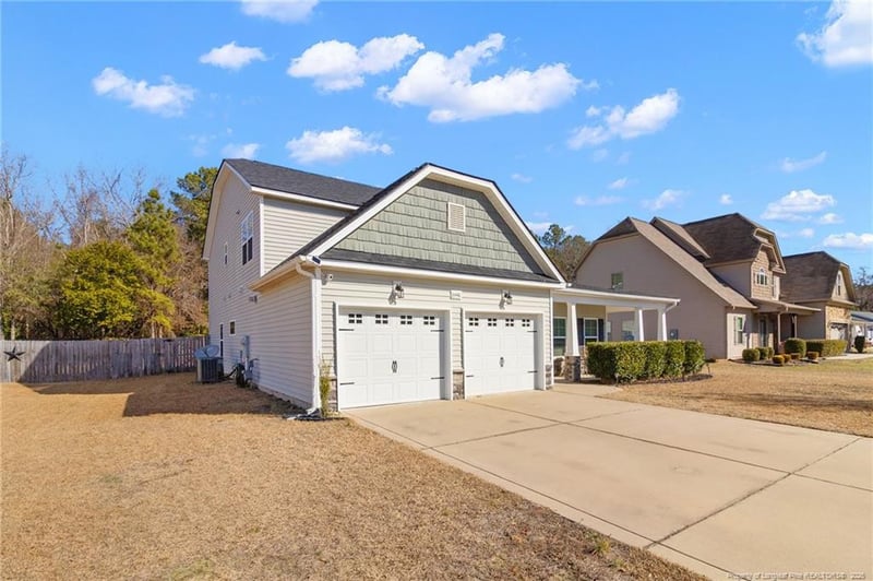 6440 Bretton Woods Dr, Hope Mills, NC 28348