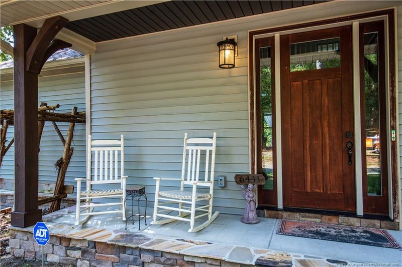 6441 Bingham Dr, Fayetteville, NC 28304