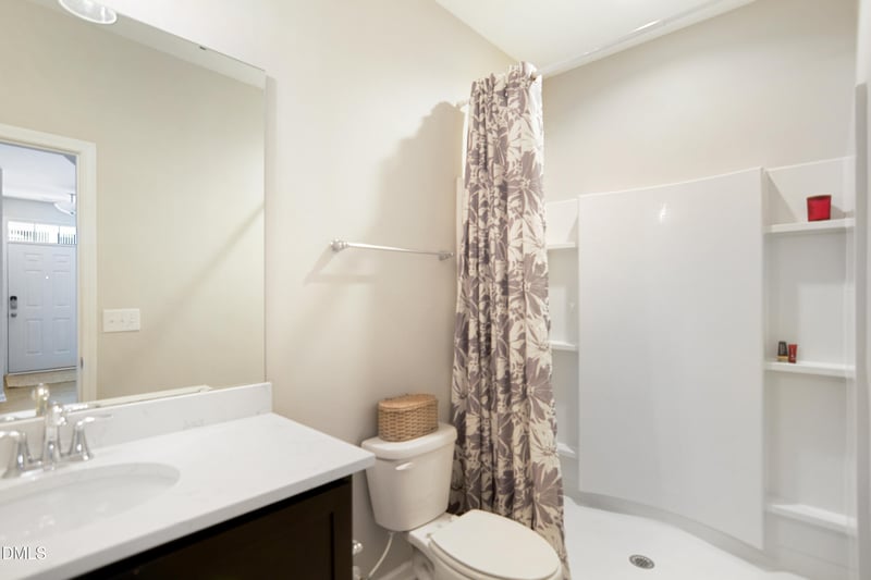 6441 Giddings St, Raleigh, NC 27616
