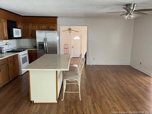 6441 Kincross Ave, Fayetteville, NC 28304