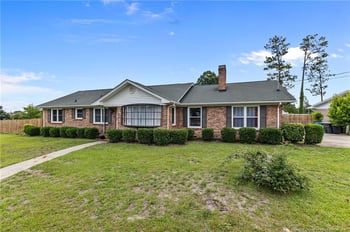 6442 Greyfield Rd, Fayetteville, NC 28303
