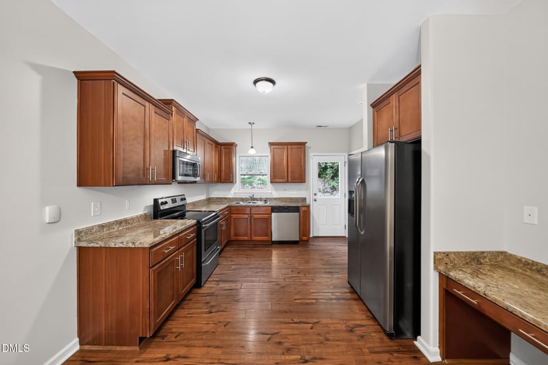 6443 Hatchies Dr, Raleigh, NC 27610