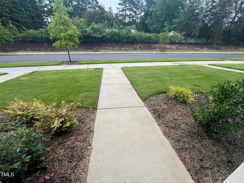 6447 Granite Quarry Dr, Raleigh, NC 27610