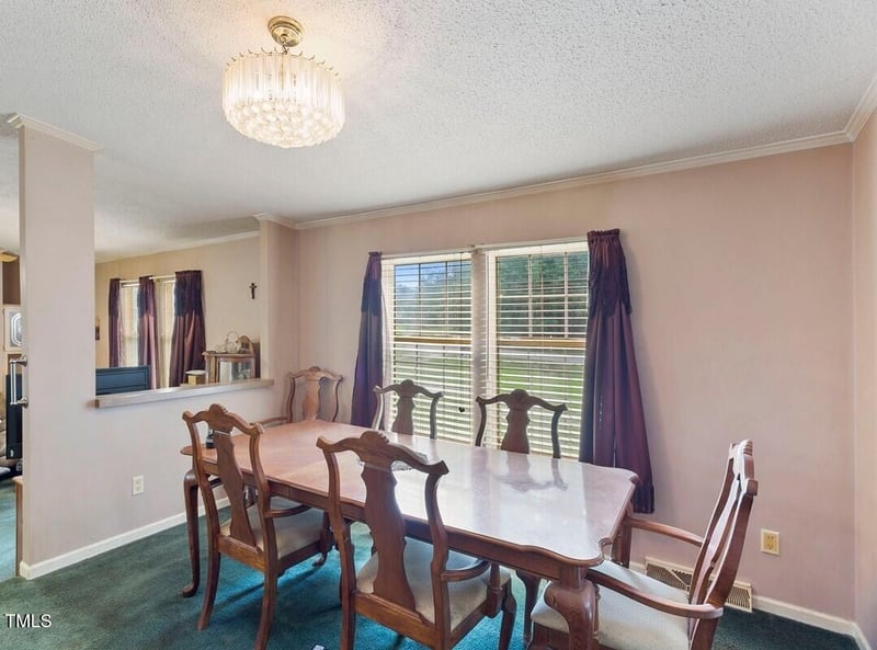 6449 Harpy Dr, Zebulon, NC 27597