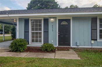 6449 Rutherglen Dr, Fayetteville, NC 28304