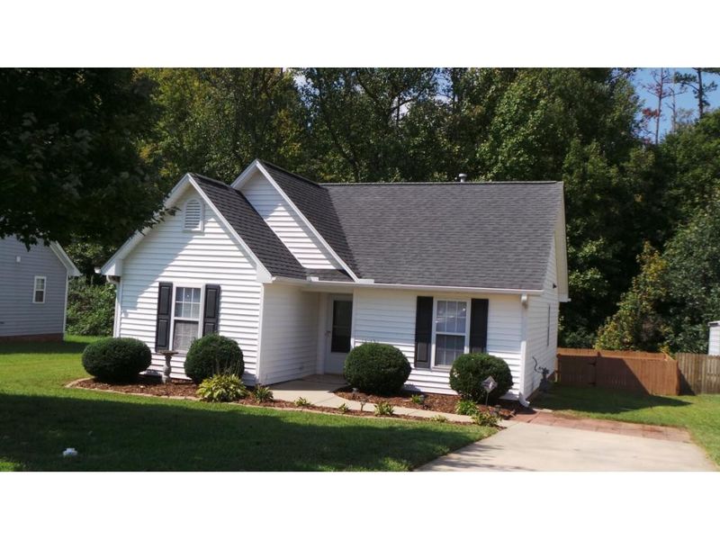 645 Arden St, Burlington, NC 27215