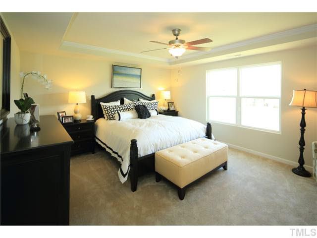 645 Collington Dr, Mebane, NC 27302