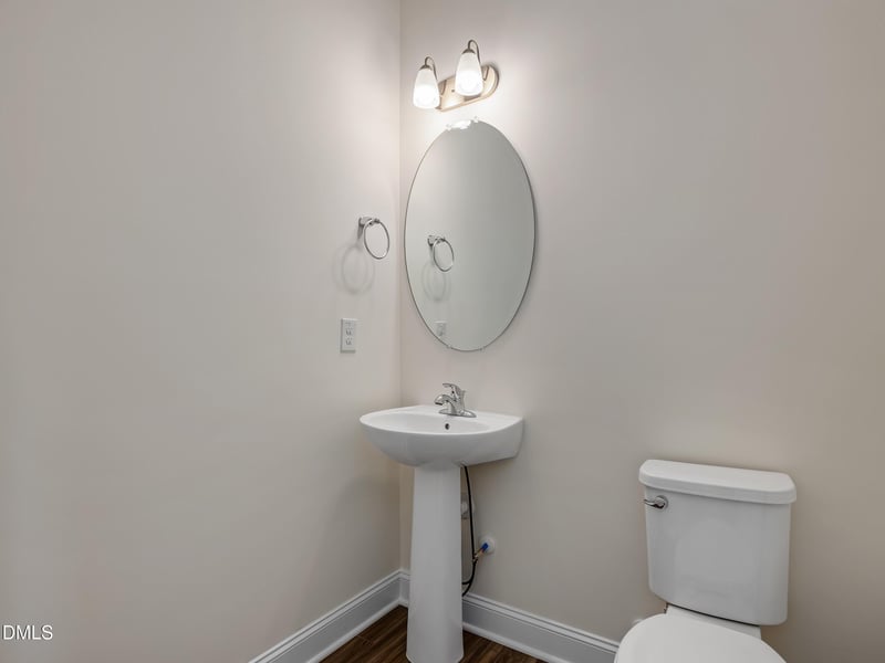 645 Hipwood Dr, Zebulon, NC 27597