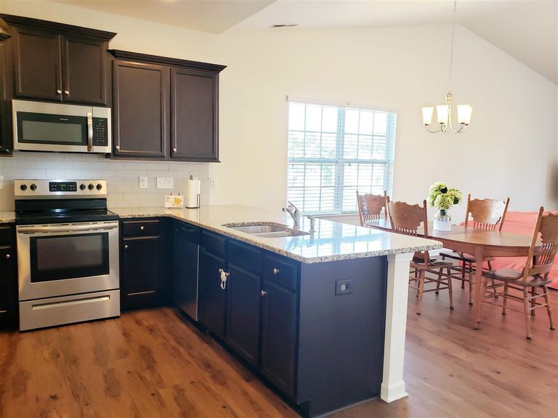 645 Rose Mallow Dr, Zebulon, NC 27597