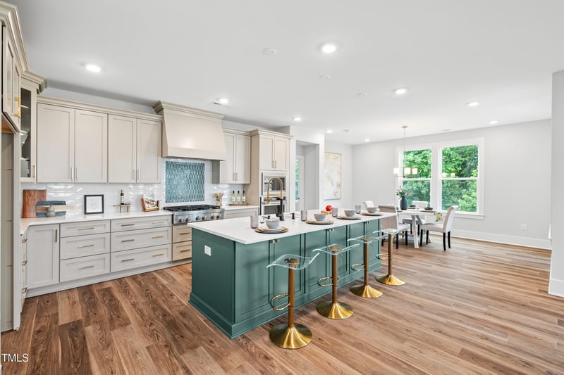 645 Silvercomet Dr, Knightdale, NC 27545