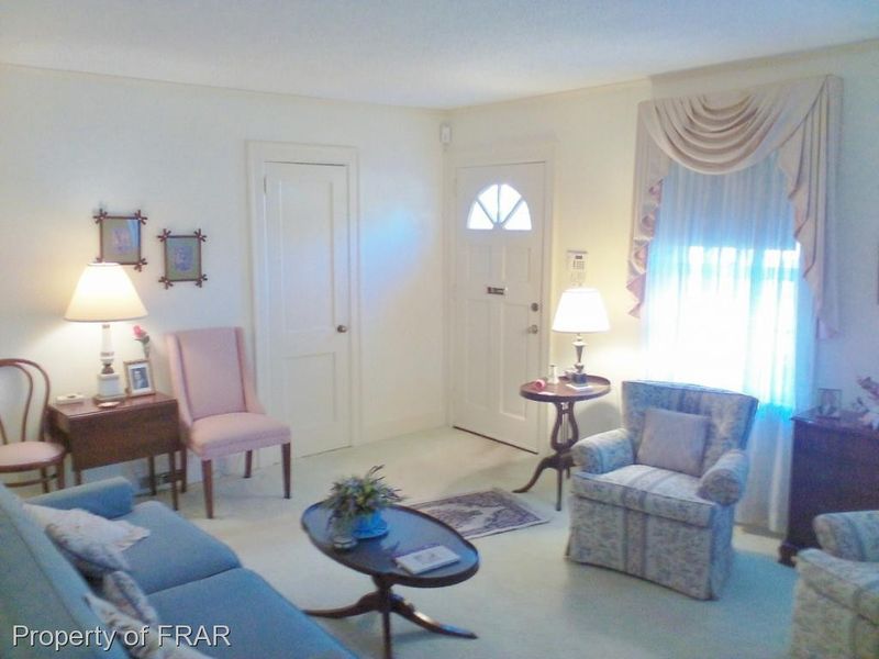 645 Spring Ln, Sanford, NC 27330