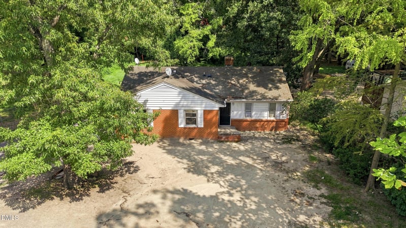 645 Sunnybrook Rd, Raleigh, NC 27610