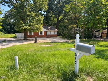 645 Sunnybrook Rd, Raleigh, NC 27610