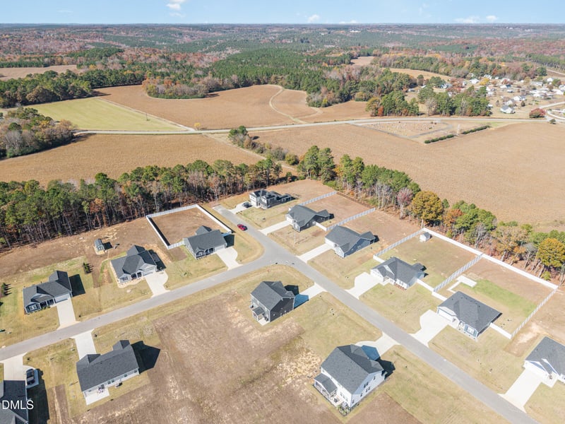 645 Thomas Gage Dr, Fuquay Varina, NC 27526