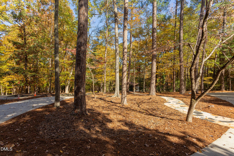 645 Wellington Dr, Chapel Hill, NC 27514