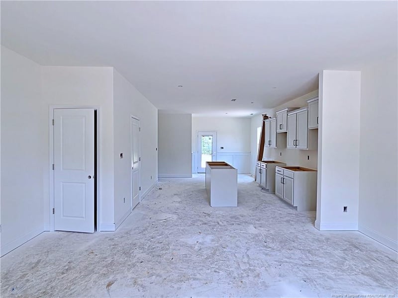 6456 Rannock Dr, Fayetteville, NC 28304