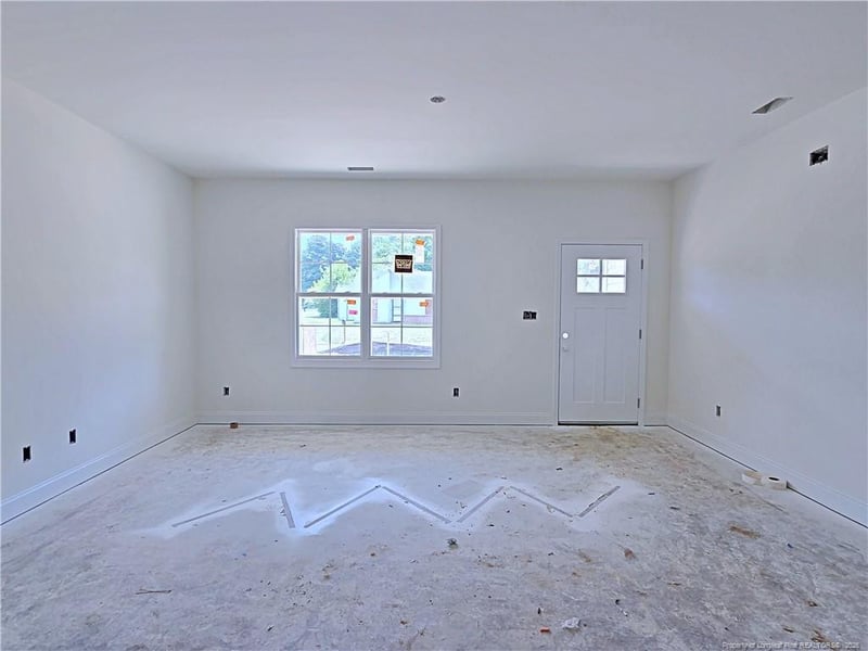 6456 Rannock Dr, Fayetteville, NC 28304
