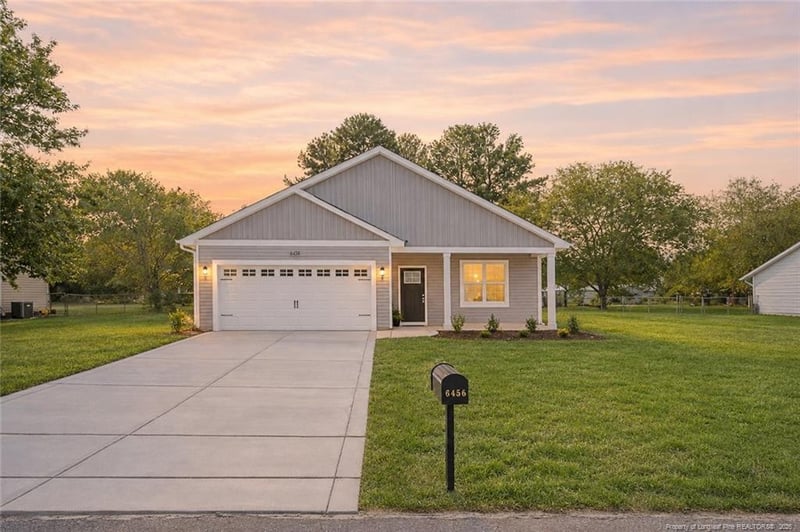 6456 Rannock Dr, Fayetteville, NC 28304