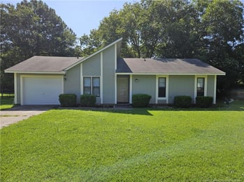 6459 Rannock Dr, Fayetteville, NC 28304
