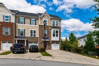 646 Berry Chase Way, Cary, NC 27519