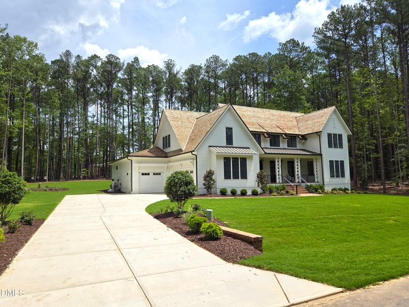6460 Sanctuary Falls Dr, Raleigh, NC 27614