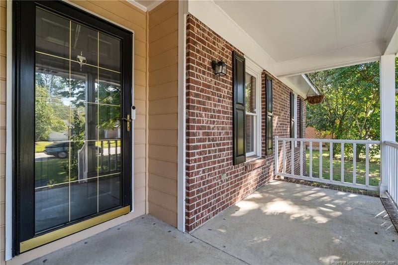 6466 Brookshire St, Fayetteville, NC 28314