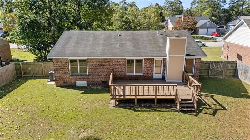 6466 Brookshire St, Fayetteville, NC 28314