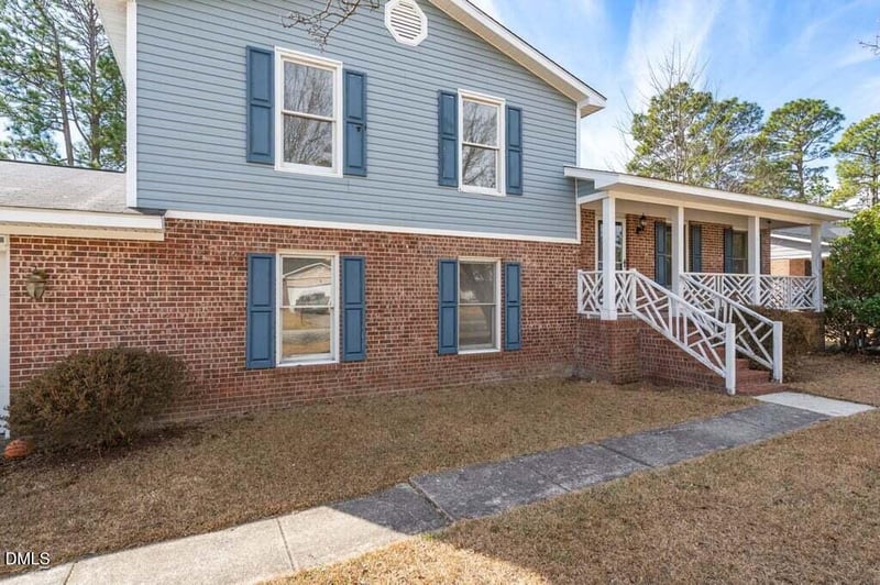 6467 Brookshire St, Fayetteville, NC 28314